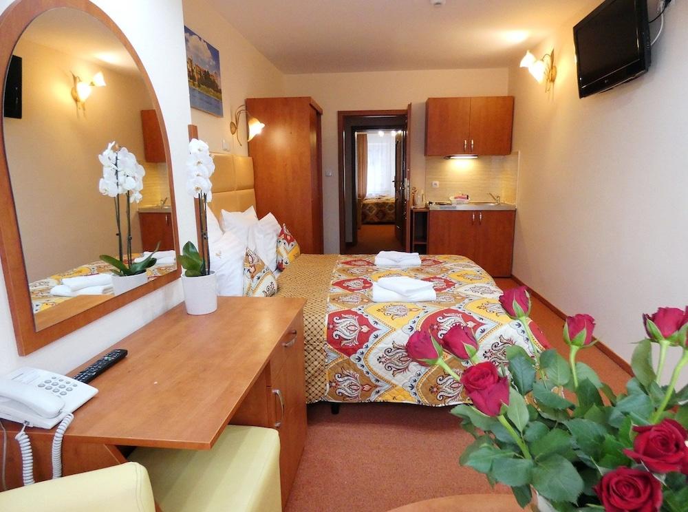 Aparthotel Adler คราคูฟ ภายนอก รูปภาพ