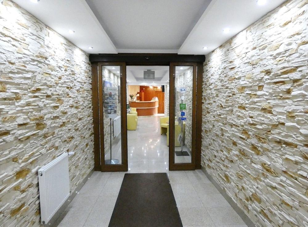 Aparthotel Adler คราคูฟ ภายนอก รูปภาพ