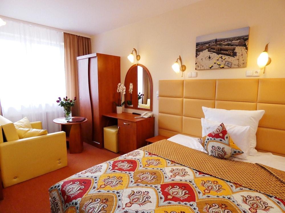 Aparthotel Adler คราคูฟ ภายนอก รูปภาพ