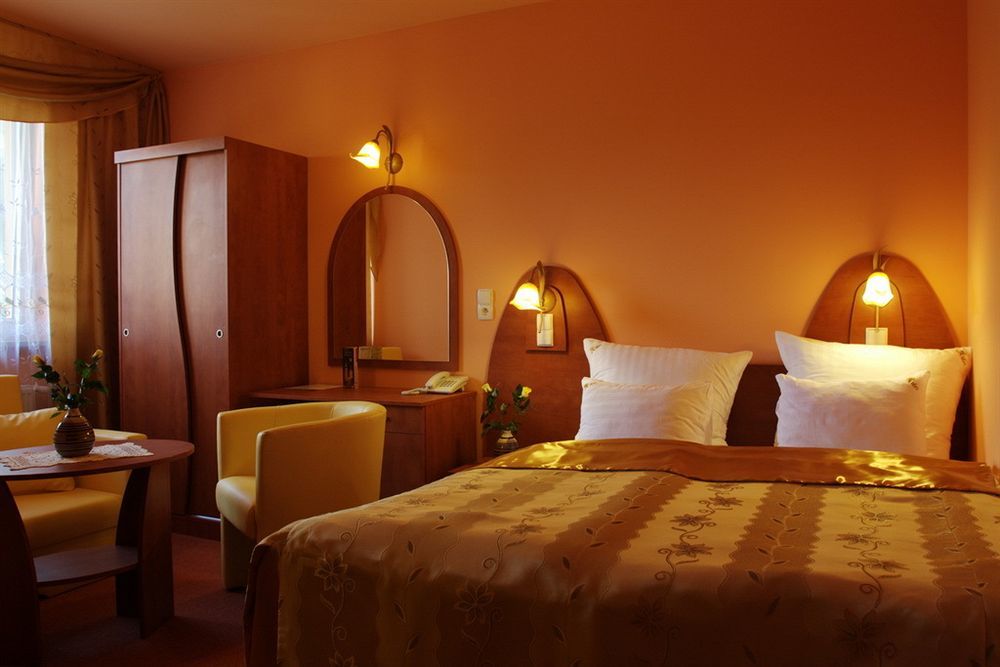 Aparthotel Adler คราคูฟ ภายนอก รูปภาพ