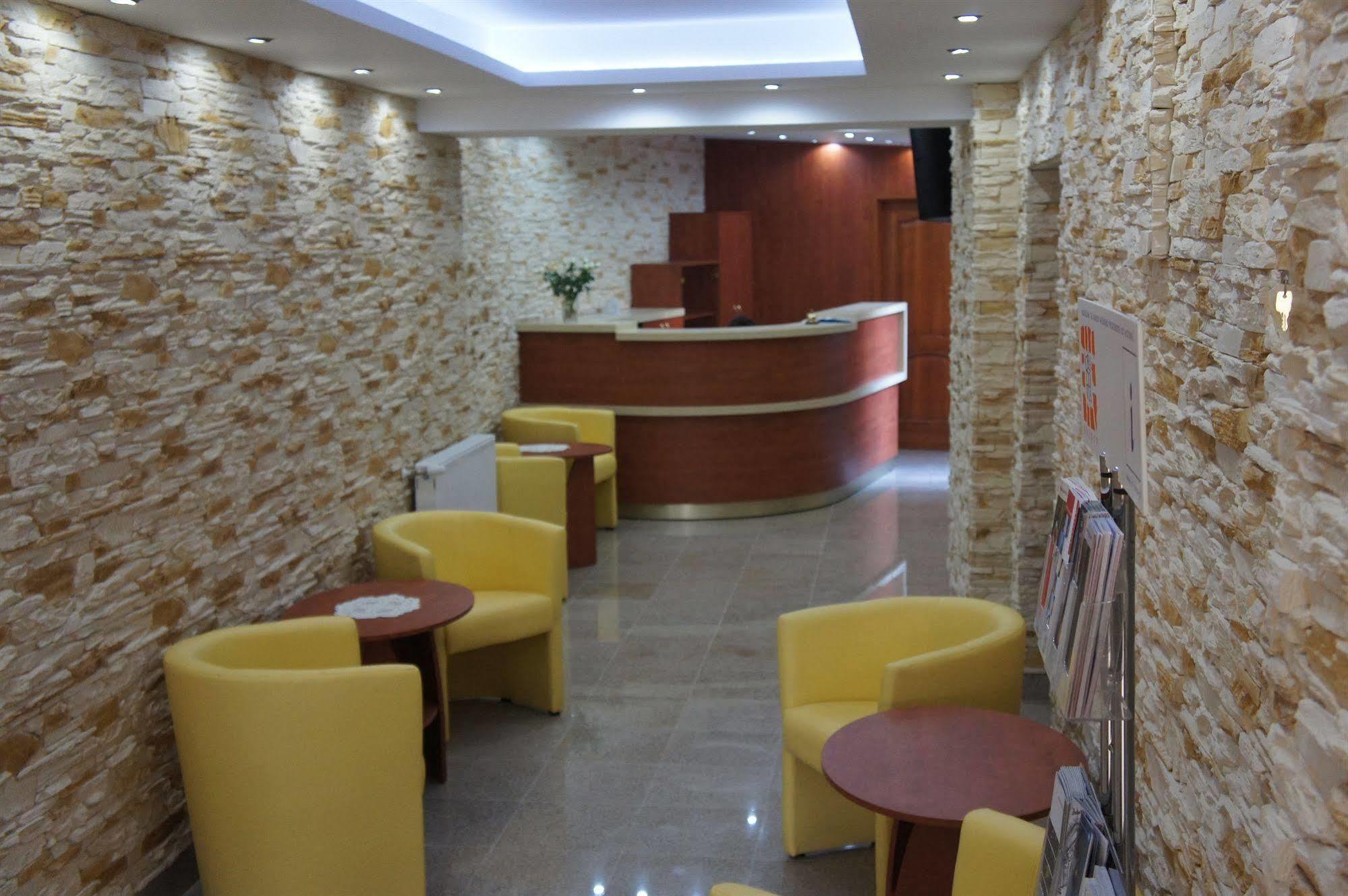 Aparthotel Adler คราคูฟ ภายนอก รูปภาพ