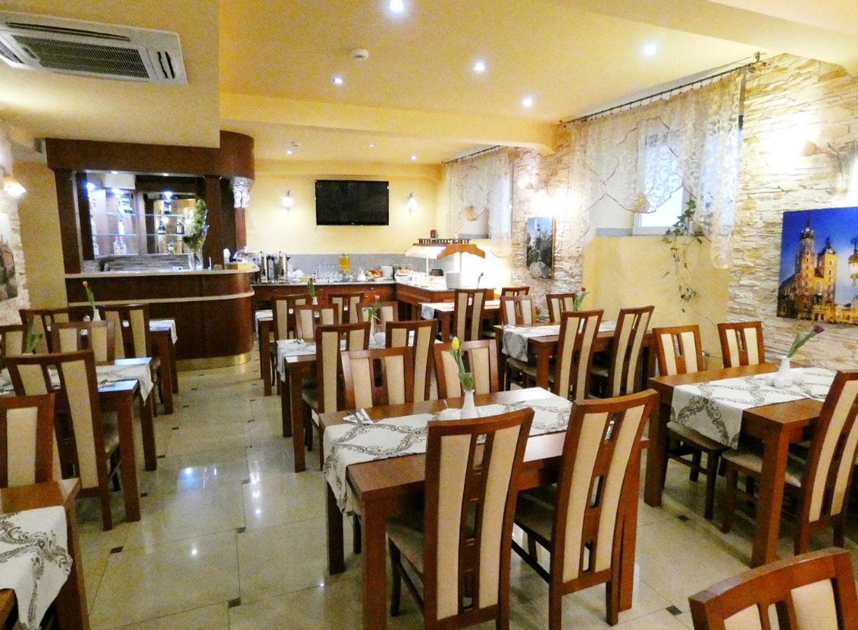 Aparthotel Adler คราคูฟ ภายนอก รูปภาพ